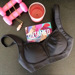 lululemon padded wireless black sports bra